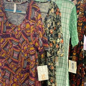 Lot of 4 LuLaRoe Perfect T XS (10331)